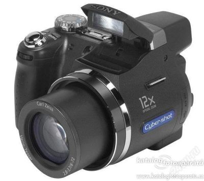 Лот: 1217782. Фото: 1. Продам цифровой фотоаппарат Sony... Цифровые компактные
