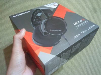 Лот: 14481628. Фото: 1. Игровая гарнитура SteelSeries... Аксессуары для игровых приставок, консолей, геймпады
