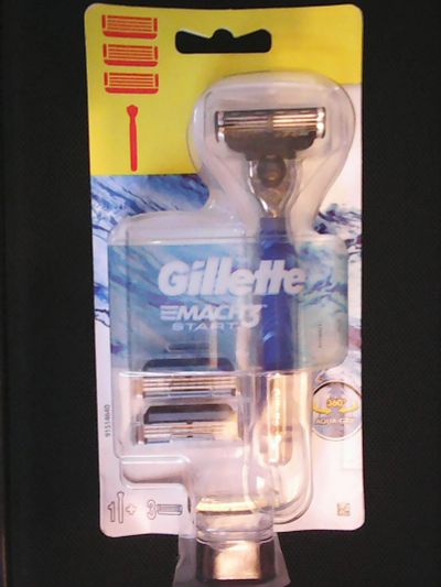 Лот: 14838118. Фото: 1. Мужская бритва/станок -Gillette... Укладка и стрижка волос, бритьё, эпиляция