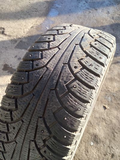 Лот: 21588303. Фото: 1. 1 шт 265-65-17 Nokian Hakkapelitta... Шины