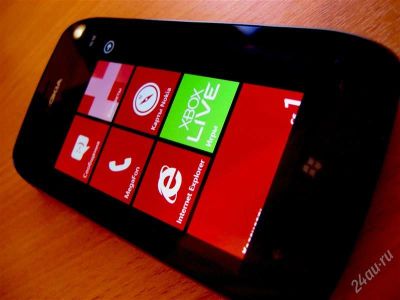 Лот: 2059673. Фото: 1. nokia lumia 710 полный комплект... Смартфоны