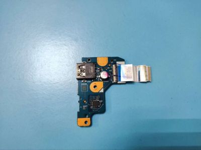 Лот: 17651862. Фото: 1. Б/У плата с разъемом USB HY660... Запчасти для ноутбуков