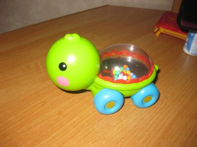 Лот: 9703306. Фото: 1. Игрушка Fiser Price с небольшим... Развивающие
