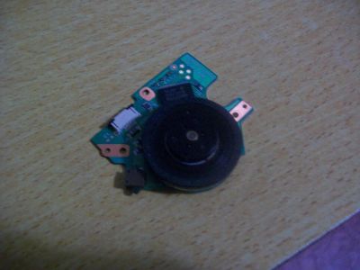 Лот: 5058886. Фото: 1. Моторчик на плате от DVD привода. Электродвигатели, микромоторы