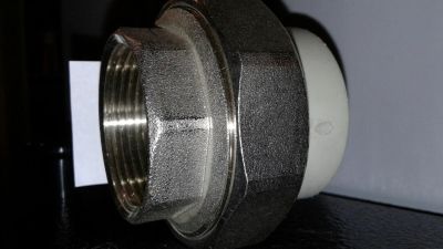 Лот: 8496431. Фото: 1. Муфта полипропиленовая 40-1 1... Фитинги, подводка