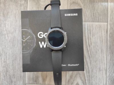 Лот: 16839805. Фото: 1. часы samsung galaxy watch 42mm. Смарт-часы, фитнес-браслеты, аксессуары