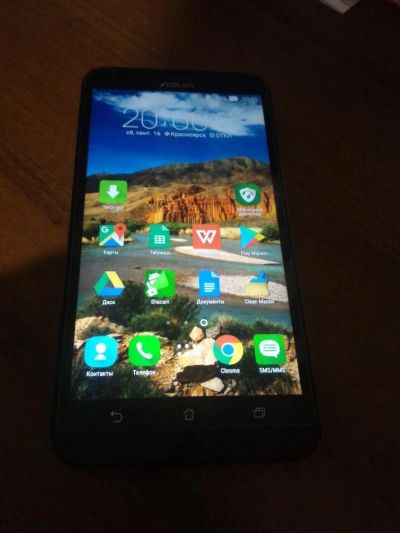 Лот: 10294127. Фото: 1. Смартфон Asus Zenfone 2 ZE551ML... Смартфоны