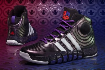 Лот: 4399345. Фото: 1. Баскетбольные кроссовки Adidas... Кеды, кроссовки, слипоны