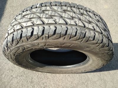 Лот: 15874042. Фото: 1. шина Bridgestone dueler 265*65... Шины