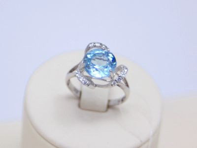 Лот: 14755705. Фото: 1. СЕРЕБРЯНОЕ КОЛЬЦО С ТОПАЗОМ 2... Кольца, перстни
