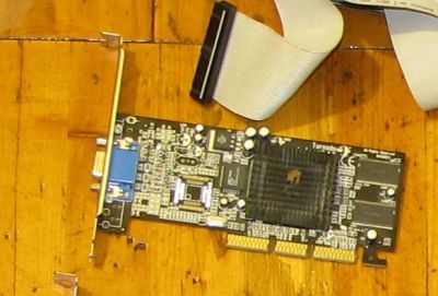 Лот: 4104417. Фото: 1. nvidia geforce 2 mx 400 32mb. Видеокарты