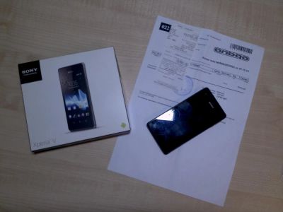 Лот: 7566694. Фото: 1. Sony Xperia V. Смартфоны