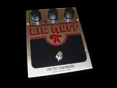 Лот: 752431. Фото: 1. Electro-Harmonix Big Muff Pi. Гитарные эффекты и комбоусилители