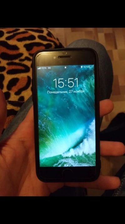 Лот: 11223256. Фото: 1. iPhone 6 16 gb. Кнопочные мобильные телефоны