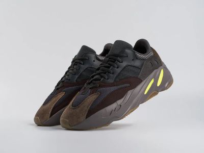 Лот: 12726638. Фото: 1. Кроссовки Adidas Yeezy Boost 700. Кеды, кроссовки, слипоны