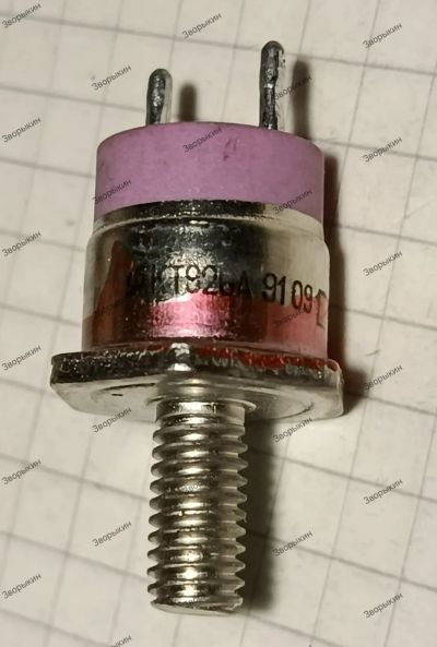 Лот: 12197582. Фото: 1. Транзистор Кт926А. Транзисторы