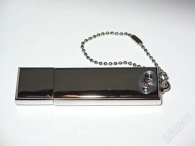 Лот: 442383. Фото: 1. Флэшка 16 GB в металлическом корпусе... USB-флеш карты