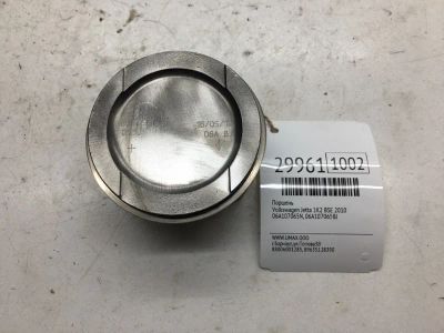 Лот: 20385183. Фото: 1. Поршень Volkswagen Jetta 2010... Двигатель и элементы двигателя
