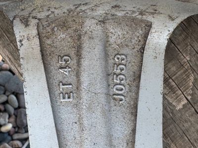 Лот: 25632651. Фото: 1. Литые диски R15 4/100 ET 45. Диски