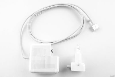 Лот: 13558544. Фото: 1. Блок питания magsafe 2 для ноутбука... Зарядные устройства, блоки питания для бытовой техники