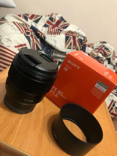 Лот: 19422590. Фото: 1. Объектив Sony FE 85mm F/1.8 Обмен. Объективы