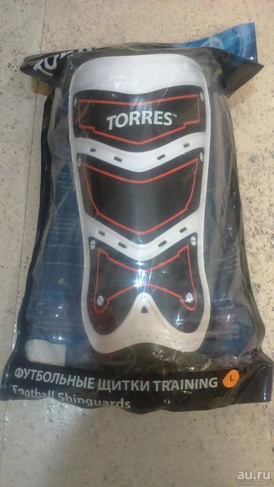 Лот: 9180249. Фото: 1. Щитки футбольные Torres. Защита тела