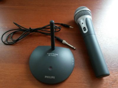 Лот: 5932914. Фото: 1. Беспроводной микрофон Philips... Студийные микрофоны, радиомикрофоны и радиосистемы