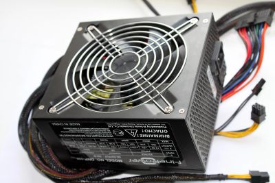Лот: 1251046. Фото: 1. FinePOWER DNP-550. Корпуса, блоки питания