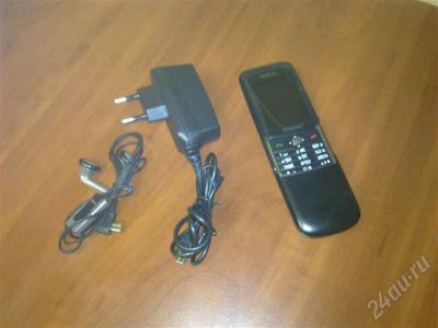 Лот: 584446. Фото: 1. NOKIA 8820, 2 сим., ЗУ, наушники... Кнопочные мобильные телефоны