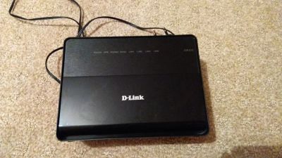 Лот: 11998078. Фото: 1. Wi-Fi роутер D-link DIR-615. Маршрутизаторы (роутеры)