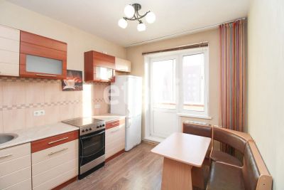 Лот: 21141661. Фото: 1. Продам 1-комн. кв. 31.9 кв.м... Квартиры, студии