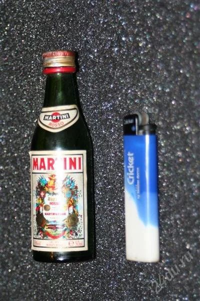 Лот: 1559970. Фото: 1. Маленькая бутылочка "MARTiNI". Другое (коллекционирование, моделизм)