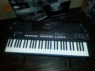 Лот: 3888007. Фото: 1. Крутой синтезатор Yamaha PSR-E433. Клавишные