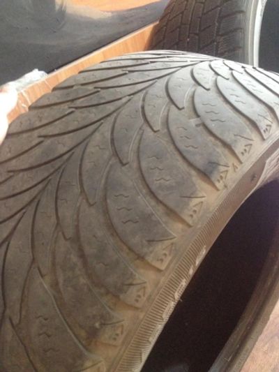 Лот: 7165124. Фото: 1. Продам б/у Goodyear Ultra Grip... Шины