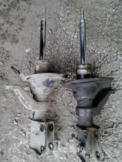 Лот: 3209295. Фото: 1. Б/у передняя стойка Honda Civic... Ходовая, подвеска, рулевое управление