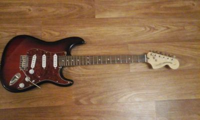 Лот: 5106391. Фото: 1. Squier by Fender Stratocaster... Гитары