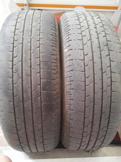 Лот: 7340999. Фото: 1. Шины Bridgestone b390, 2 шт. Шины
