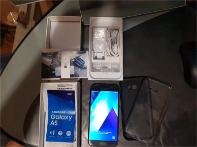 Лот: 10854422. Фото: 1. Samsung Galaxy A5 2017. Смартфоны