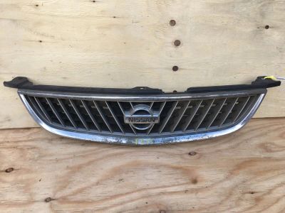 Лот: 18529724. Фото: 1. Решетка радиатора Nissan Sunny... Кузов
