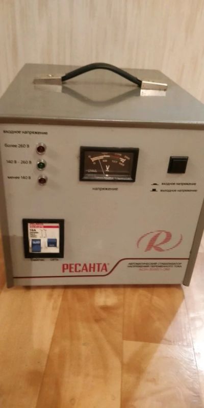 Лот: 15241488. Фото: 1. Стабилизатор напряжения Ресанта... Стабилизаторы напряжения, ЛАТР