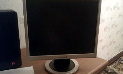 Лот: 2198678. Фото: 1. Samsung SyncMaster 710n. ЖК-мониторы
