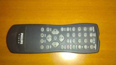 Лот: 6807998. Фото: 1. Пульт от видеомагнитофона Philips. Пульты ДУ
