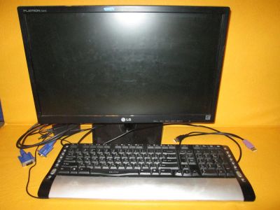 Лот: 4790087. Фото: 1. Монитор LG flatron e2242 + клавиатура... ЖК-мониторы