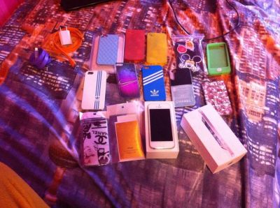 Лот: 3664981. Фото: 1. продам iphone 5 . 16 гб ,белый... Смартфоны