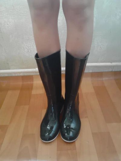 Лот: 9658027. Фото: 1. Сапоги резиновые 35-37. Сапоги