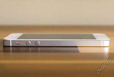 Лот: 6685938. Фото: 1. iphone 5s 16gb silver. Смартфоны