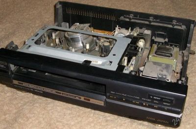 Лот: 2373651. Фото: 1. Видеоплеер Aiwa E295DK. Запчасти для остальной бытовой техники