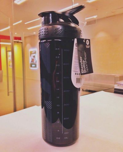 Лот: 9959172. Фото: 1. Шейкер BlenderBottle Signature... Спортивная посуда