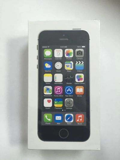 Лот: 8965768. Фото: 1. Новый iPhone 5s 32GB Черный (space... Смартфоны