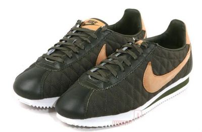 Лот: 6274511. Фото: 1. кроссовки Nike Cortez темные. Кеды, кроссовки, слипоны